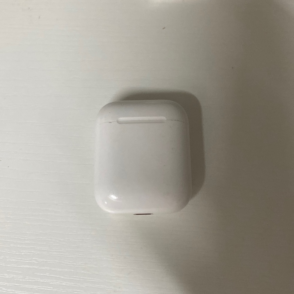AirPods 1st gen